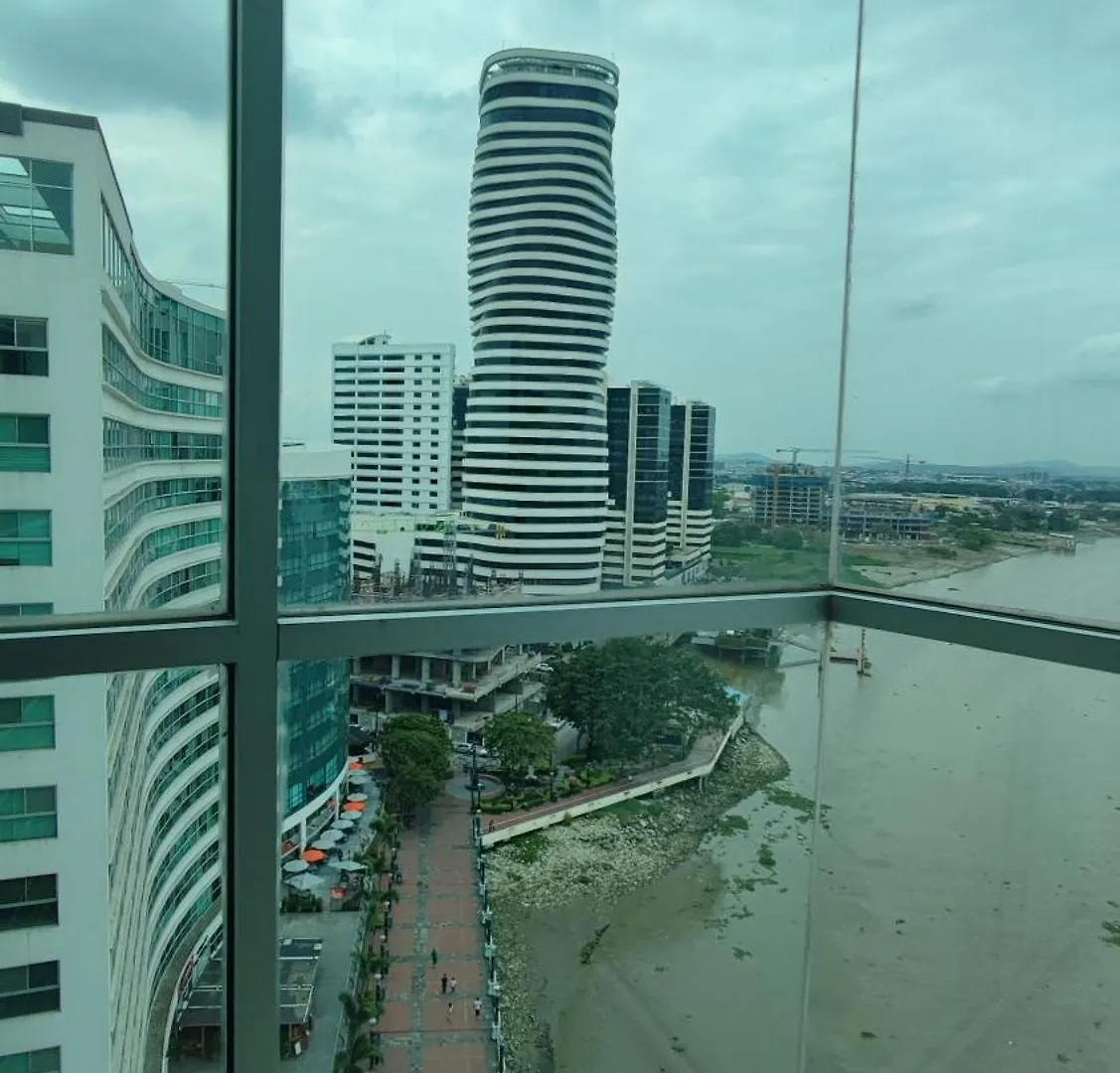 Departamento En Puerto Santa Ana Daire Guayaquil